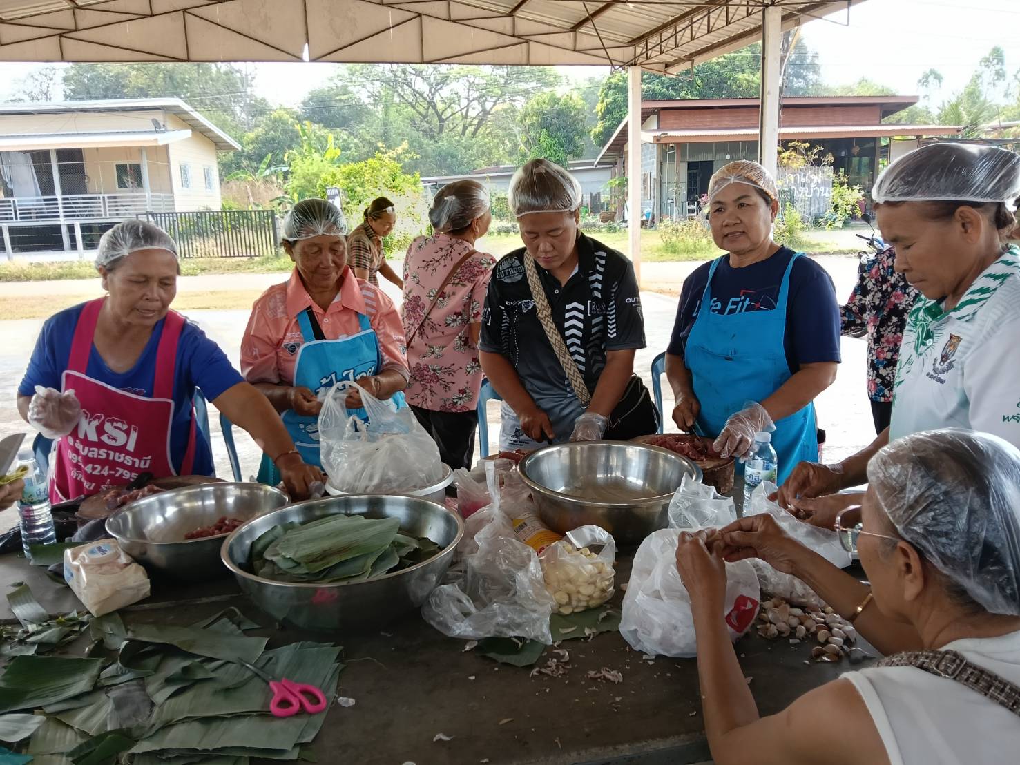 พช.เหล่าเสือโก้ก  ติดตามและสนับสนุนการดำเนินโครงการฝึกอบรมการส่งเสริมอาชีพให้กับประชาชน